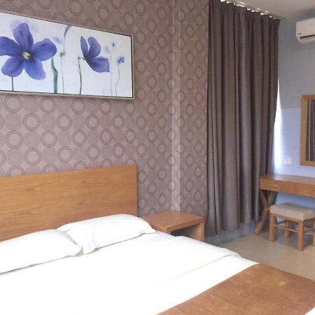 Residence 21 Boutique Inn Miri Kültér fotó