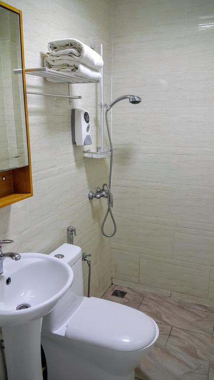Residence 21 Boutique Inn Miri Kültér fotó