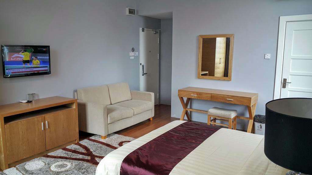 Residence 21 Boutique Inn Miri Kültér fotó