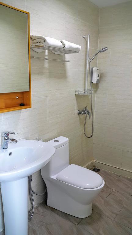 Residence 21 Boutique Inn Miri Kültér fotó